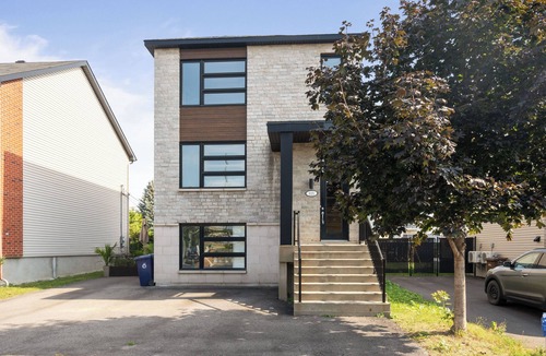 Laval House | The Saint Francis