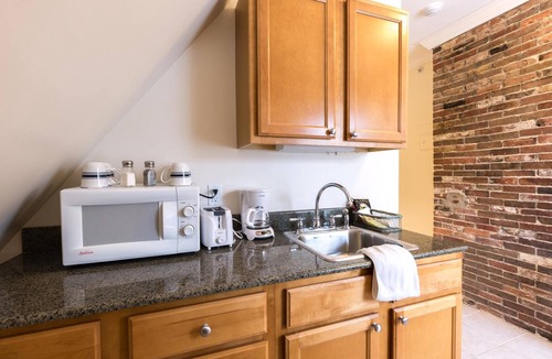 Salem Bed & Breakfast | The Salem Inn