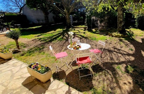 Ange House | The Salmon Garden - Garden View