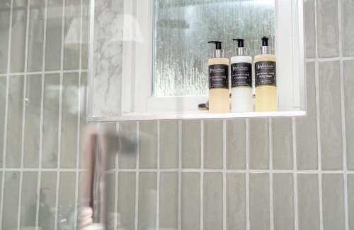 Loch Tay House | The Salmon House