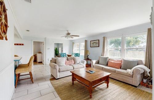 Flour Bluff House | The Saltbox