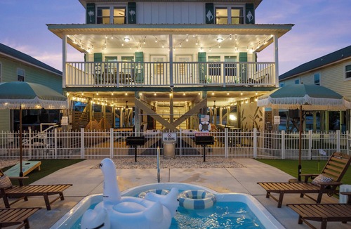 Gulf Shores House | The Saltwater Social ~ Heated/Chilled Pool, Hot Tub, Theater, Arcade, & Golf