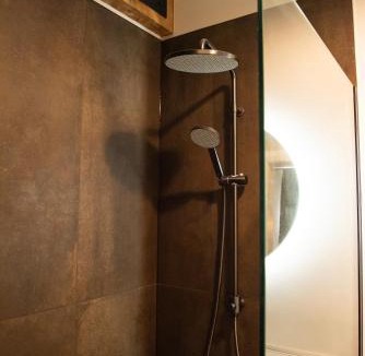 Kaka Point Bed & Breakfast | The Salty Bushman B&B