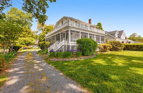 Annapolis House | The Salty Crab