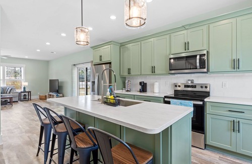 Shallotte House | The Salty Escape-a private 2BD near Ocean Isle Beach