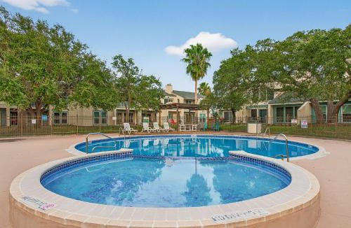Sailhouse Apartment | The Salty Seahorse RRYC 36