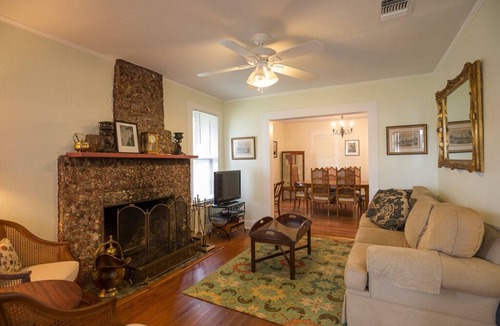 Johnson City Cottage | The Sam Houston Johnson House
