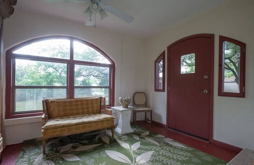 Johnson City Cottage | The Sam Houston Johnson House