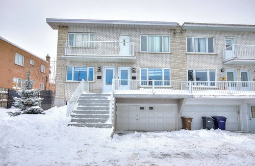 Laval House | The Samson Retreat