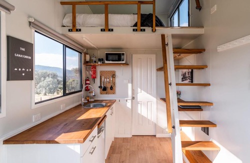 Yackandandah House | The Sanatorium