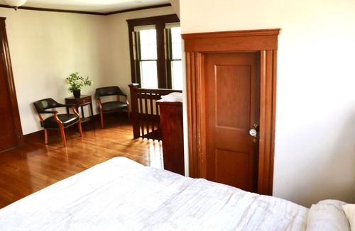 Oak Square Hostel | The Sanctuary at TPH - Boston