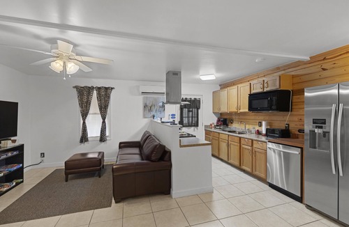 Enterprise Apartment | "The Sanctuary" -Custom built Apartment, 1 BR, Covered Deck, Country Setting.