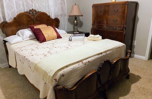 Flat Rock Bed & Breakfast | The Sanctuary On Huron River