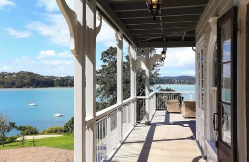 Oneroa House | The Sanctuary - Oneroa Views