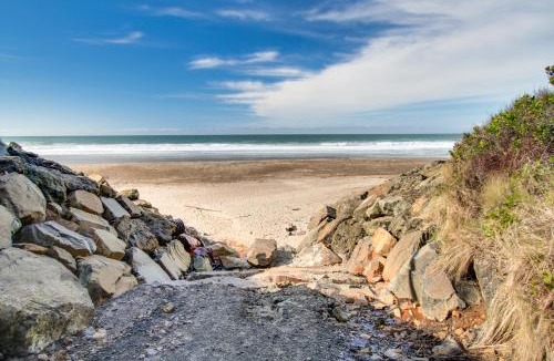 Gleneden Beach House | The Sand Castle