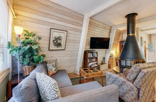 Gleneden Beach House | The Sand Castle