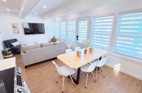 Port Franks House | The Sand Dollar Beach House