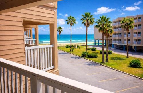 North Beach Apartment | The Sandbar Stay - North Beach Waterfront Condo