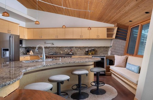 Oregon Coast House | The Sandcastle at Haystack Rock - Oceanfront Gem
