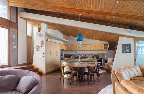 Oregon Coast House | The Sandcastle at Haystack Rock - Oceanfront Gem