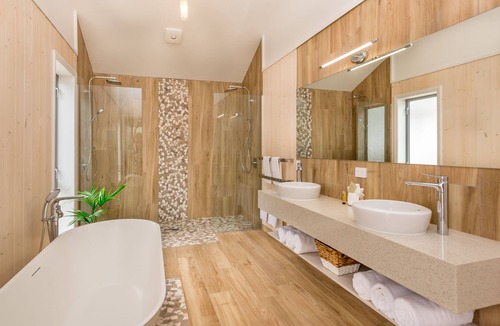 Omapere Hotel | The Sands Hotel