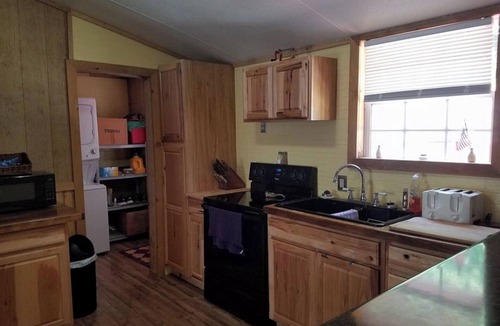 Genoa Cabin | The Sandstone log home 3BR 2BA