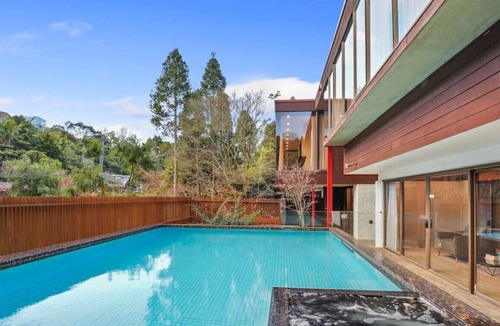 Remuera House | ✶The Sang House ✷ Timeless NZ Architectural Icon✶