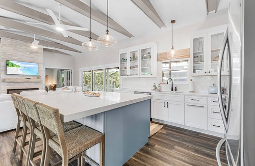 Shell Harbor House | The Sanibel Yachtsman
