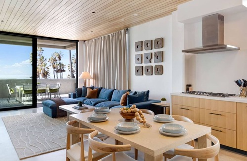 Venice House | The Santa Monica Sunset - Beachfront Luxury