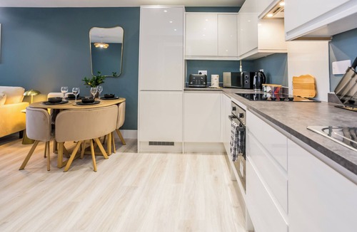 Washington Apartment | The Sapphire at Parsons House