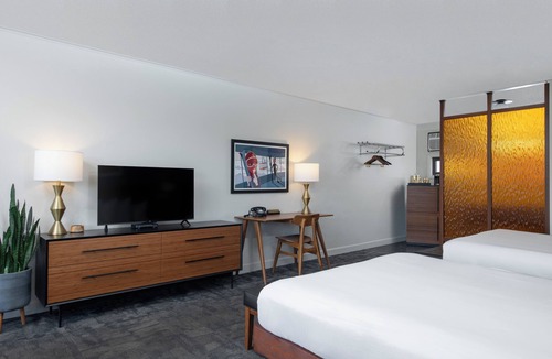 Bozeman Hotel | The Sapphire Motel