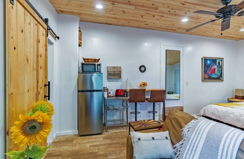 Indian Beach Sapphire Shores Condo | The Sapphire Suite 1Bed/1Bath