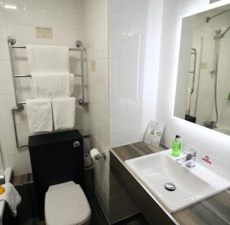 Dunmow Hotel | The Saracens Head Hotel - The Coaching Inn Group