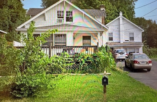 Saratoga Springs House | The Saratoga Beachhouse Compound