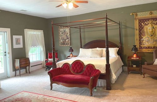 Sautee Nacoochee Bed & Breakfast | The Sautee Inn Bed & Breakfast
