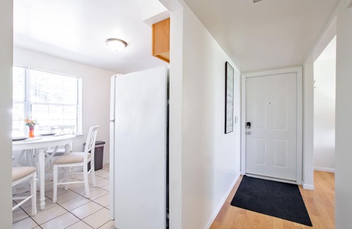 Kokomo Apartment | The Savvy Traveler #2