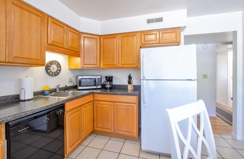 Kokomo Apartment | The Savvy Traveler #2