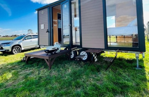 Clarkefield House | The Scenic Delight Su