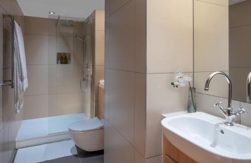 Newington Hotel | The Scholar