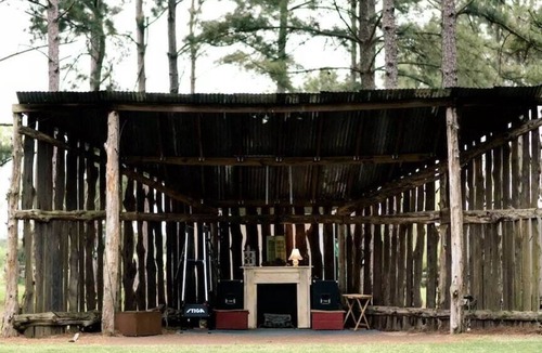 Hawkins Apartment | The Schoolhouse , peaceful at Music Springs