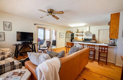 Greers Ferry House | The Screened Porch Hideaway, Steps from Greers Ferry Lake!