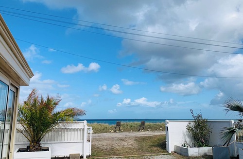 Saint-Marcouf Cottage | The sea breeze