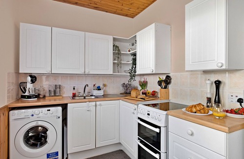 Avoch House | The Sea Cottage