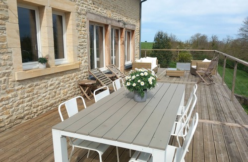 Tracy-sur-Mer House | THE SEA ON THE HORIZON