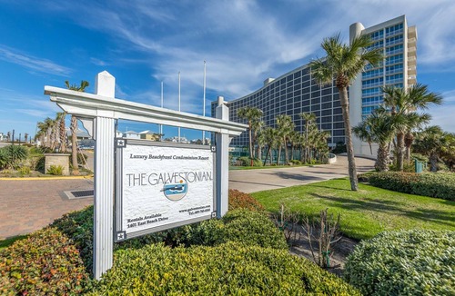 Galveston Condo | The Sea Spot at The Galvestonian-Private Balcony-Beachfront-Heated Pool!