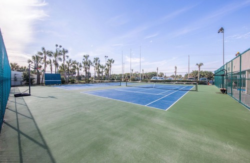 Galveston Condo | The Sea Spot at The Galvestonian-Private Balcony-Beachfront-Heated Pool!
