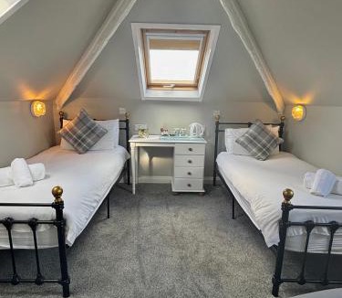 Whitby Hotel | The Seacliffe - Whitby