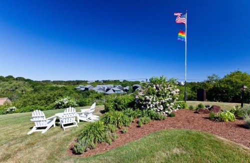 Provincetown Hotel | The Seaglass Inn & Spa