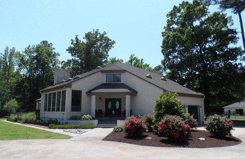 Virginia Beach House | The Seahorse Beach Equestrian Property BEAUTIFUL & FRIENDLY HORSES ON SITE!