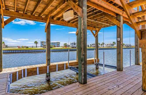 Flour Bluff House | The Seahorse Cottage